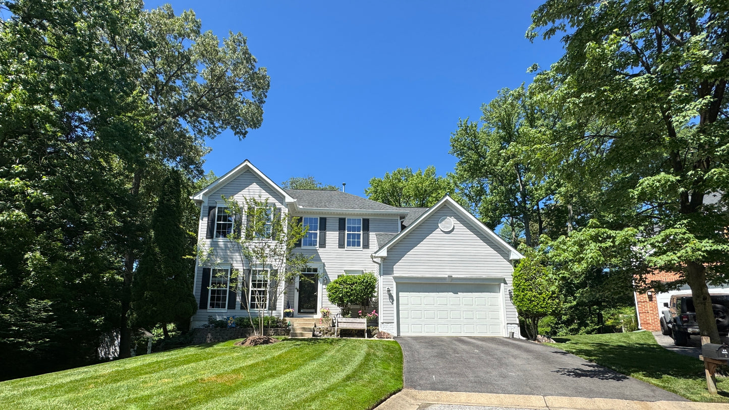 Lawn Maintenance (Up To 1 Acre)